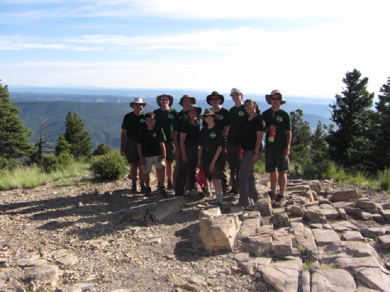2015/07(July)/Philmont-630e-Crew-8787-Troop214/4star/800x600_2015-07-04-Philmont-4star-04-Ron-Will-Travis-PatDuffy-Becky-Dax-Nathan-Chance-Rhys-Sebastian-Shaefers-Peak.JPG