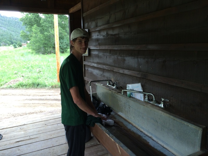 2015-07-09-Philmont-4star-05-Chance-washing-clothes.JPG
