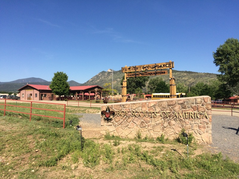 2015-06-30-Philmont-5star-001-Main-sign-with-boots.jpg