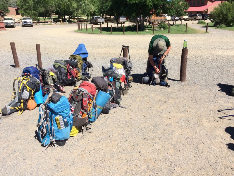 2015/07(July)/Philmont-630e-Crew-8787-Troop214/800x600_2015-07-11-Philmont-5star-011-basecamp-packline.jpg