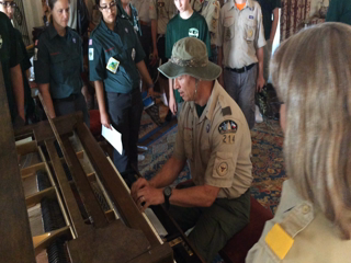 2015-06-30-Philmont-5star-002-Pat-plays-player-piano-at-Villa-Philmonte.png