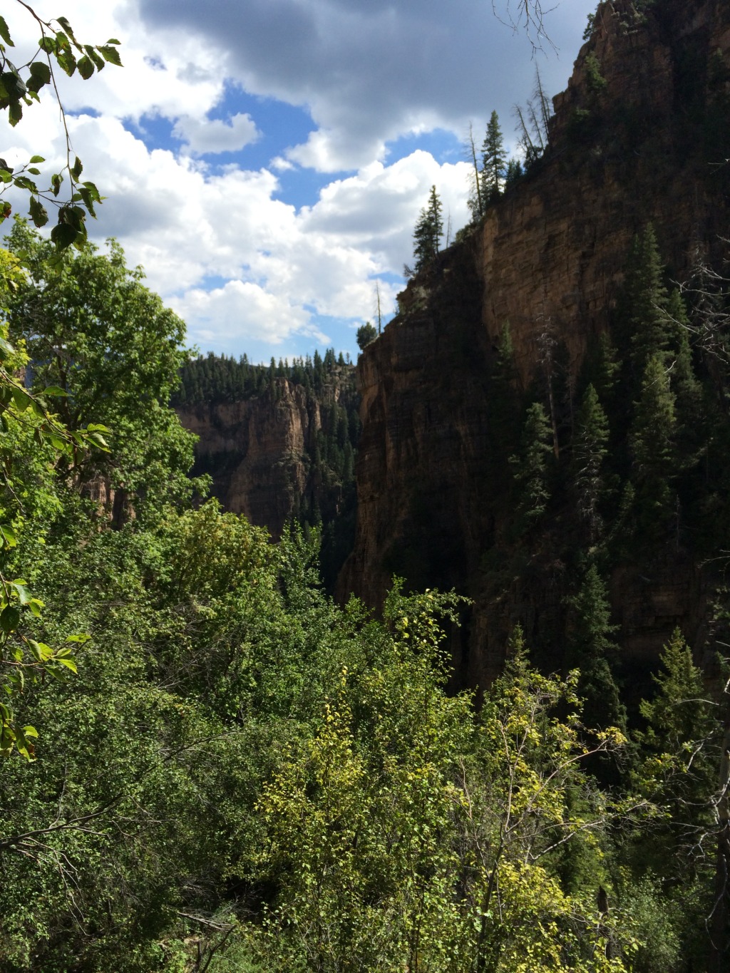2015/08(August)/Colorado-anniversary/1024x768_2015-08-15-Hanging-Lake-038.JPG