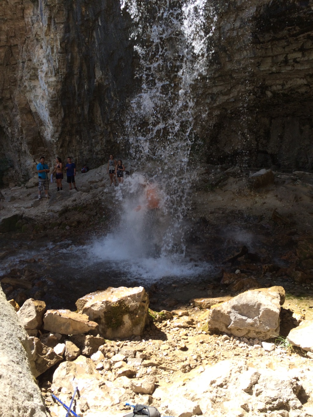 2015/08(August)/Colorado-anniversary/1024x768_2015-08-15-Hanging-Lake-101-Justin.JPG