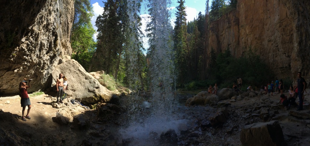 2015/08(August)/Colorado-anniversary/1024x768_2015-08-15-Hanging-Lake-108-Jonathan.JPG