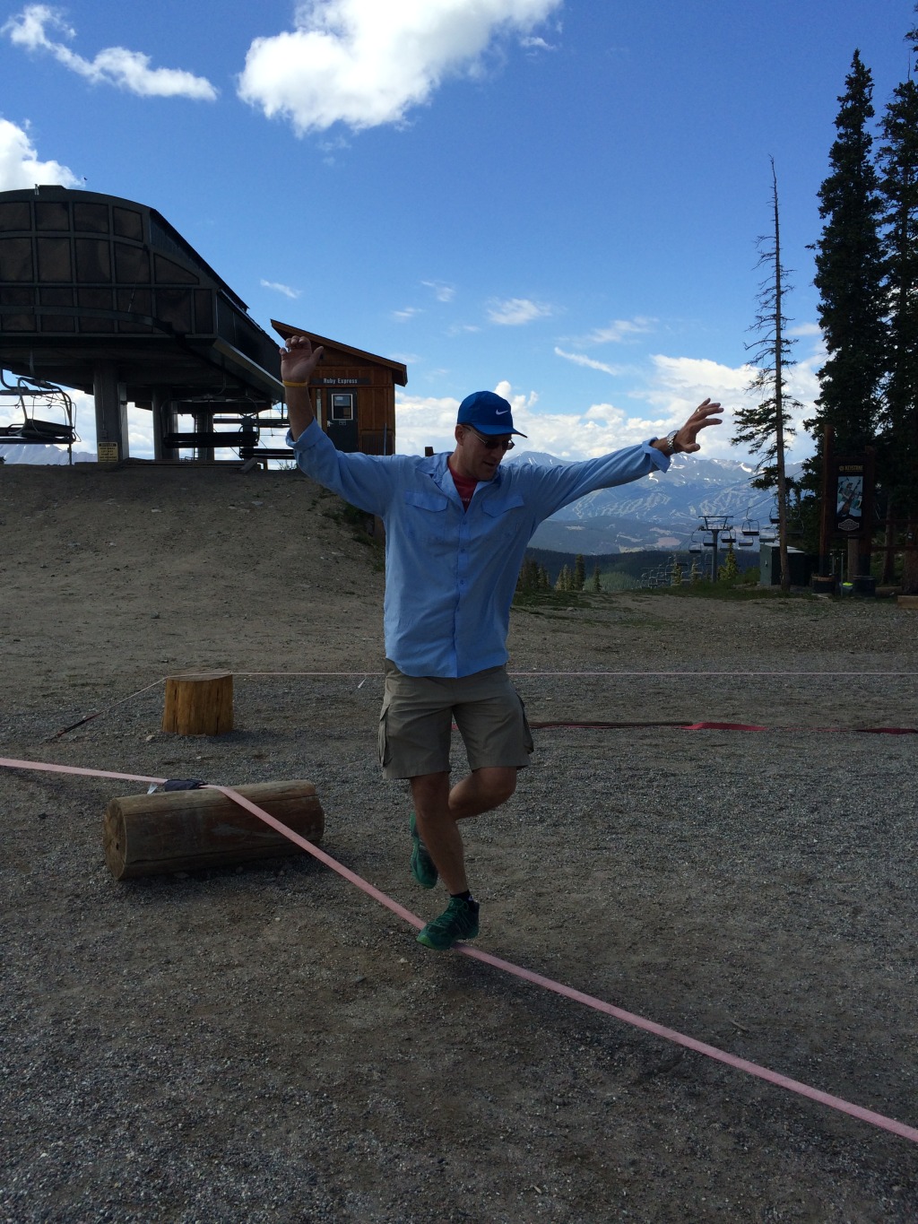 2015/08(August)/Colorado-anniversary/1024x768_2015-08-16-Keystone-13-slackline-Travis.JPG
