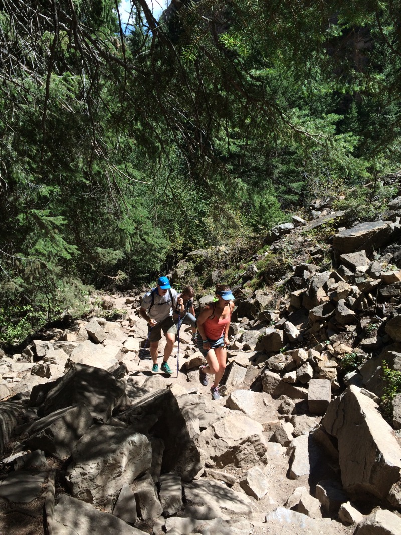 2015/08(August)/Colorado-anniversary/800x600_2015-08-15-Hanging-Lake-008-Travis-Kia.JPG