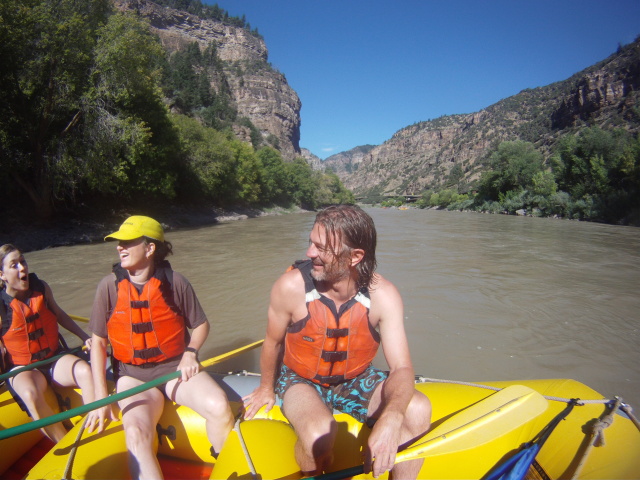 2015-08-15-whitewater-rafting-31-Suzi-Justin.JPG