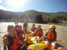 2015-08-15-whitewater-rafting-55-Travis-Kia-Suzi-Justin.JPG