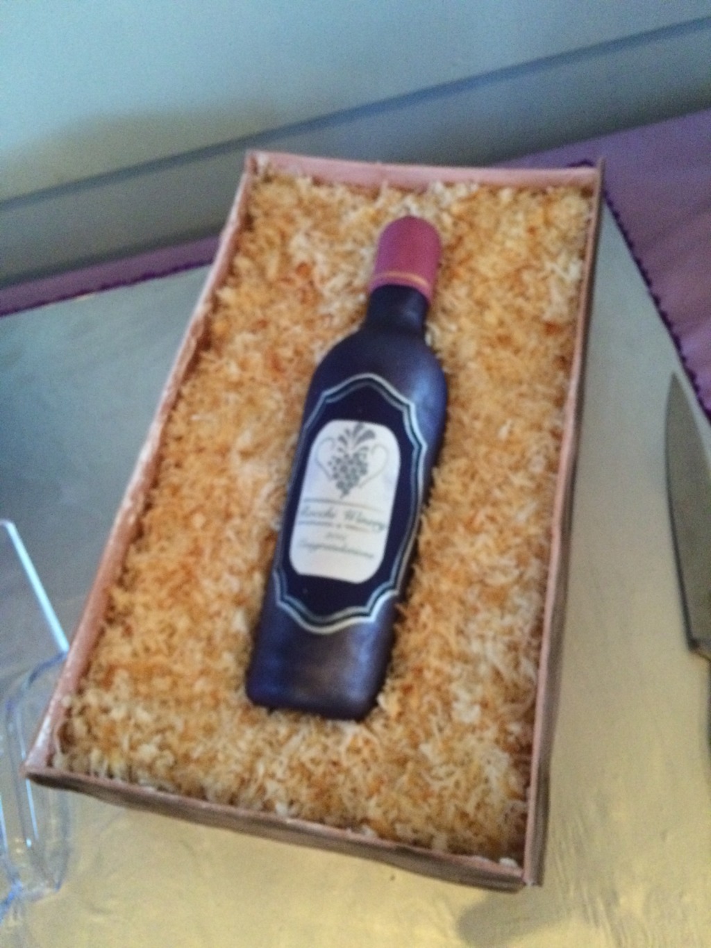 2015/08(August)/ERM-Maryan-Ro-retirement-party-in-Denver/1024x768_2015-08-13-ERM-Denver-12-MaryanRo-Retirement-party-cake-like-a-wine-bottle-made-by-deb.JPG