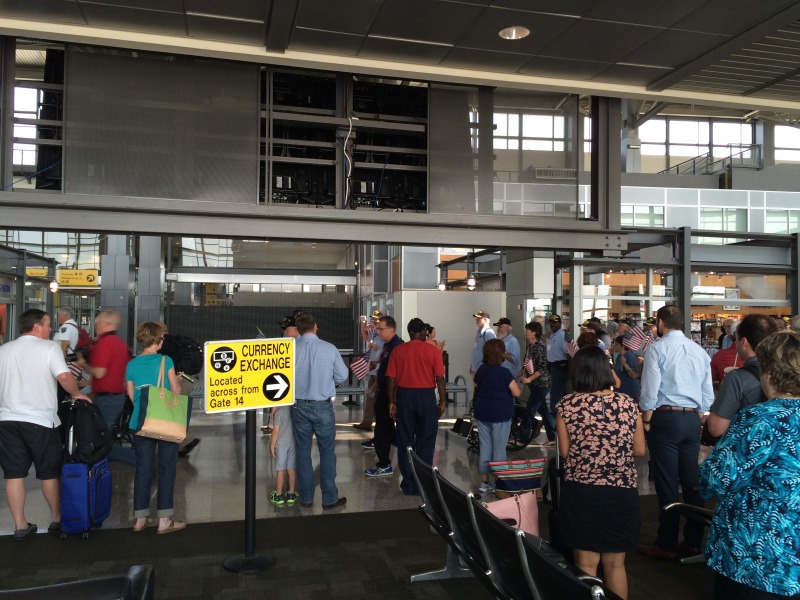 2015-08-28-military-honors-at-airport-3.JPG