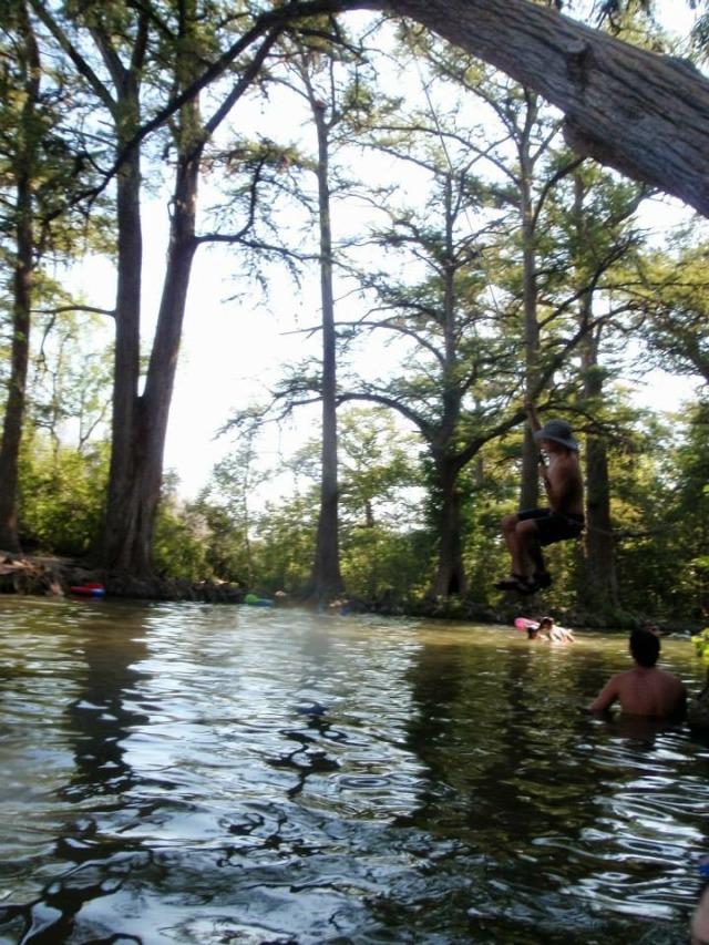 2015/08(August)/Troop214-Krause-Springs/640x480_2015-08-01-Troop214-Krause-Springs-10-Travis-swinging-on-rope.JPG