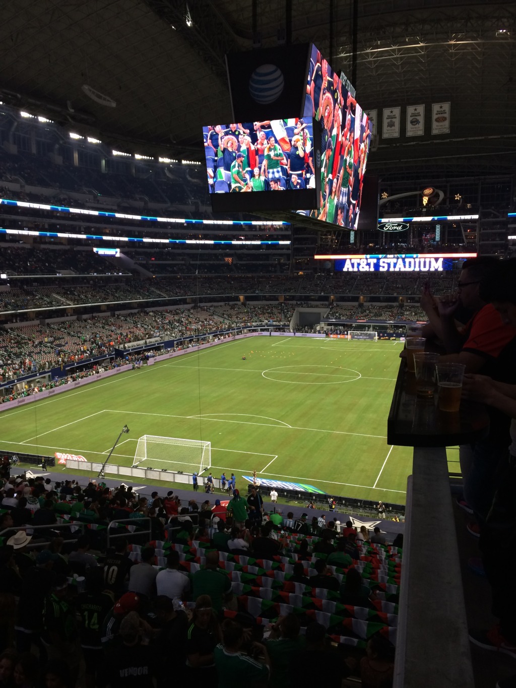 2015/09(September)/Argentina-vs-Mexico-soccer-game/1024x768_2015-09-08-Pro-Soccer-game-Arlington-TX-Argentina-vs-Mexico-03.JPG