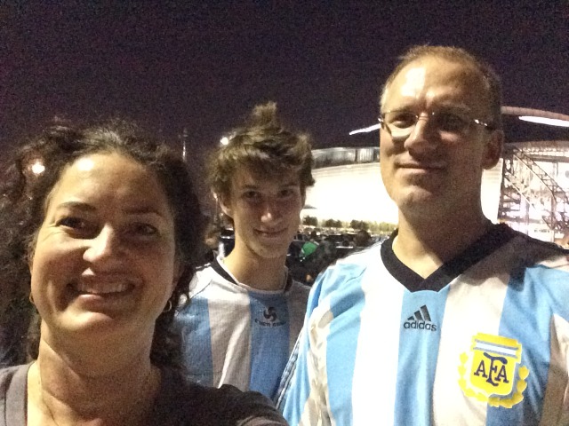 2015/09(September)/Argentina-vs-Mexico-soccer-game/2015-09-08-Pro-Soccer-game-Arlington-TX-Argentina-vs-Mexico-01-Suzi-Chance-Travis.JPG