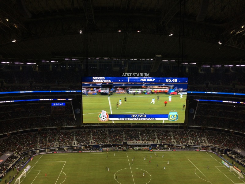 2015/09(September)/Argentina-vs-Mexico-soccer-game/800x600_2015-09-08-Pro-Soccer-game-Arlington-TX-Argentina-vs-Mexico-16.JPG
