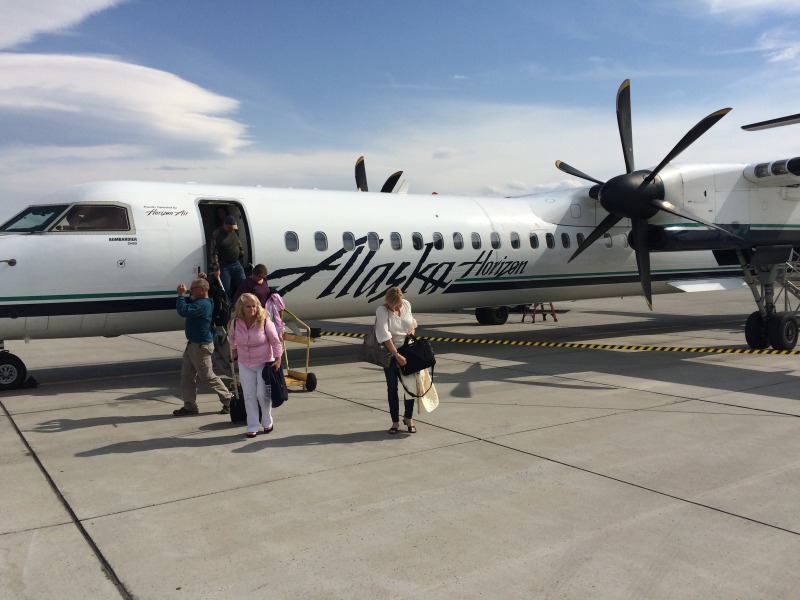 2015/09(September)/ERM-Ft-Harrison-Helena-MT/2015-09-14-ERM-Ft-Harrison-MT-1-Belinda-Alaska-airline-on-tarmac.JPG