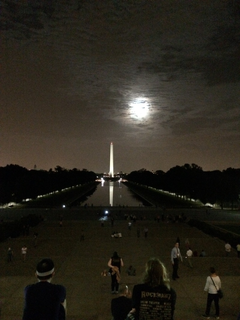 2015-09-28-Suzi-WashingtonDC-monument-moonlight-6.JPG