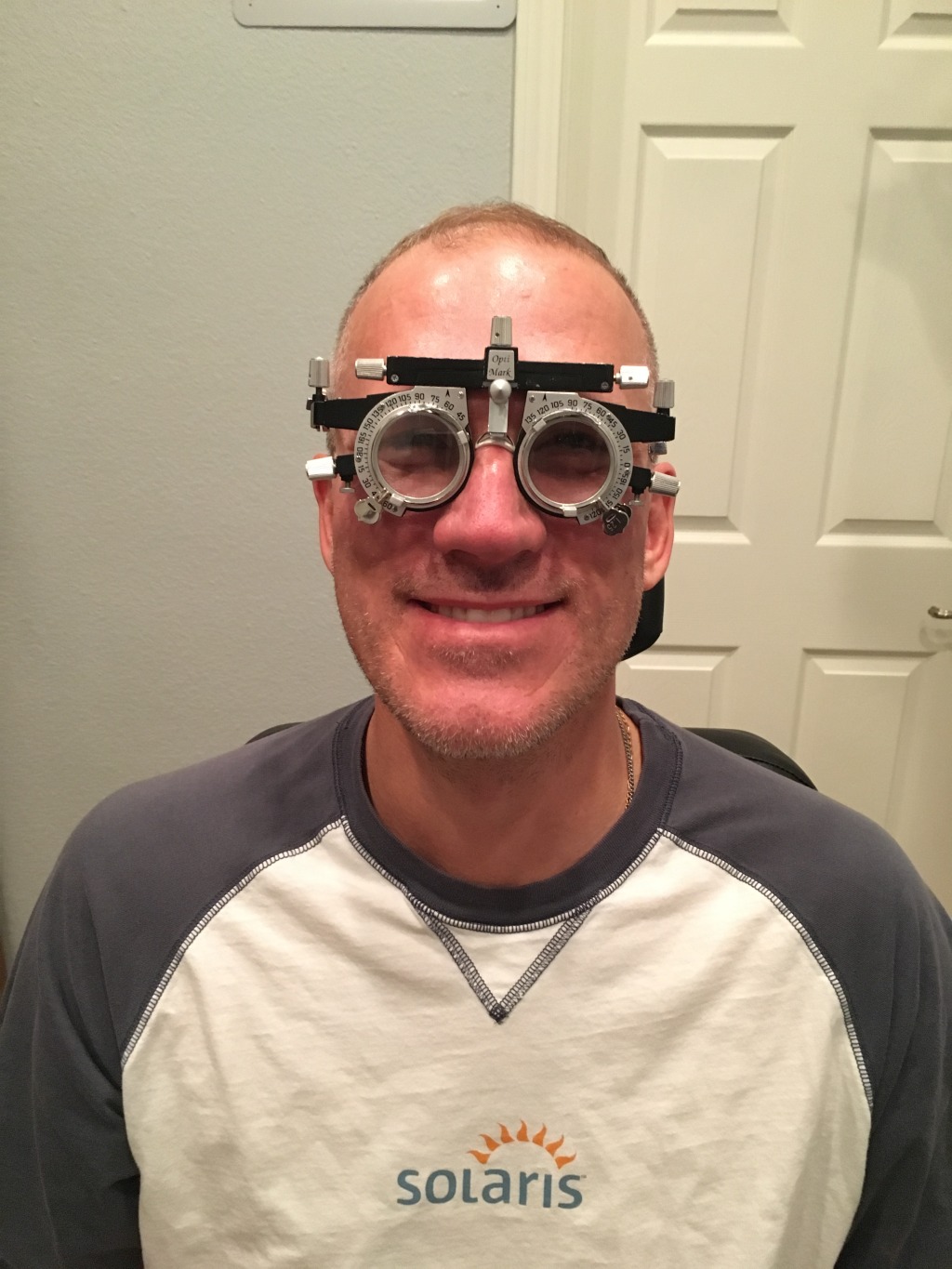 2015/09(September)/Travis-eye-exam/1024x768_2015-09-30-Travis-eye-exam-4.JPG