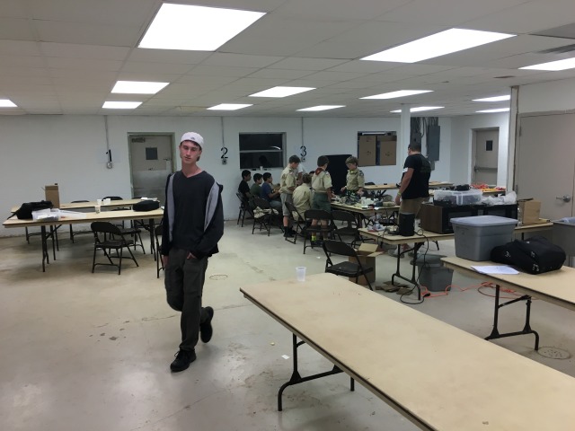 2015/09(September)/Troop214-STEM-camporee/2015-09-26-Troop214-STEM-camporee-1-Chance-volunteered.JPG