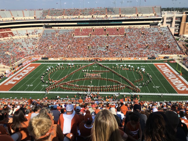 2015/09(September)/UT-Football/640x480_2015-09-26-UT-Football-vs-OK-State-16.JPG