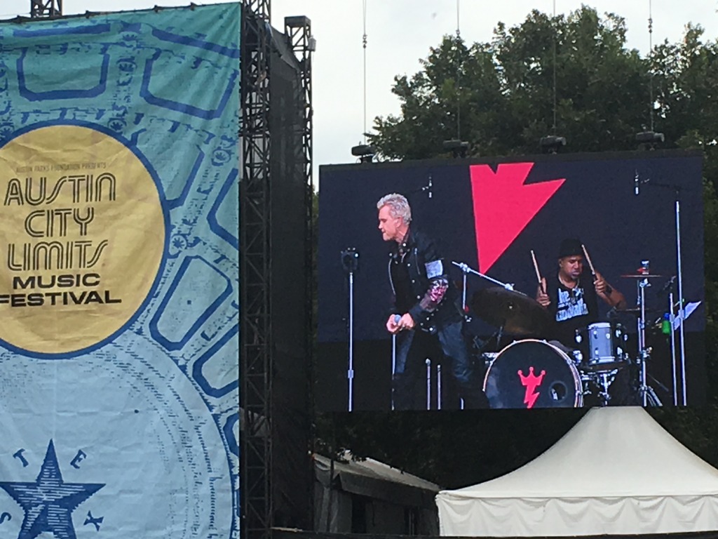 2015/10(October)/ACLFest/1024x768_2015-10-09-ACLFest-8-BillyIdol.JPG