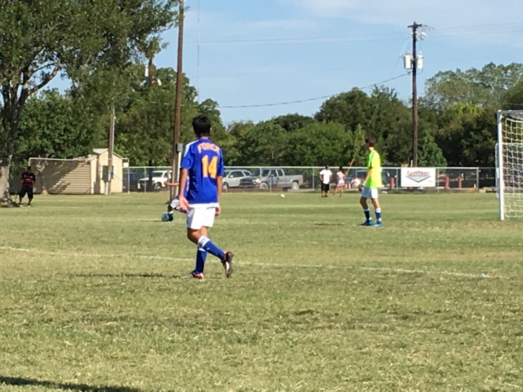 2015/10(October)/Chance-Soccer/1024x768_2015-10-04-Chance-Soccer-goalie-2.JPG
