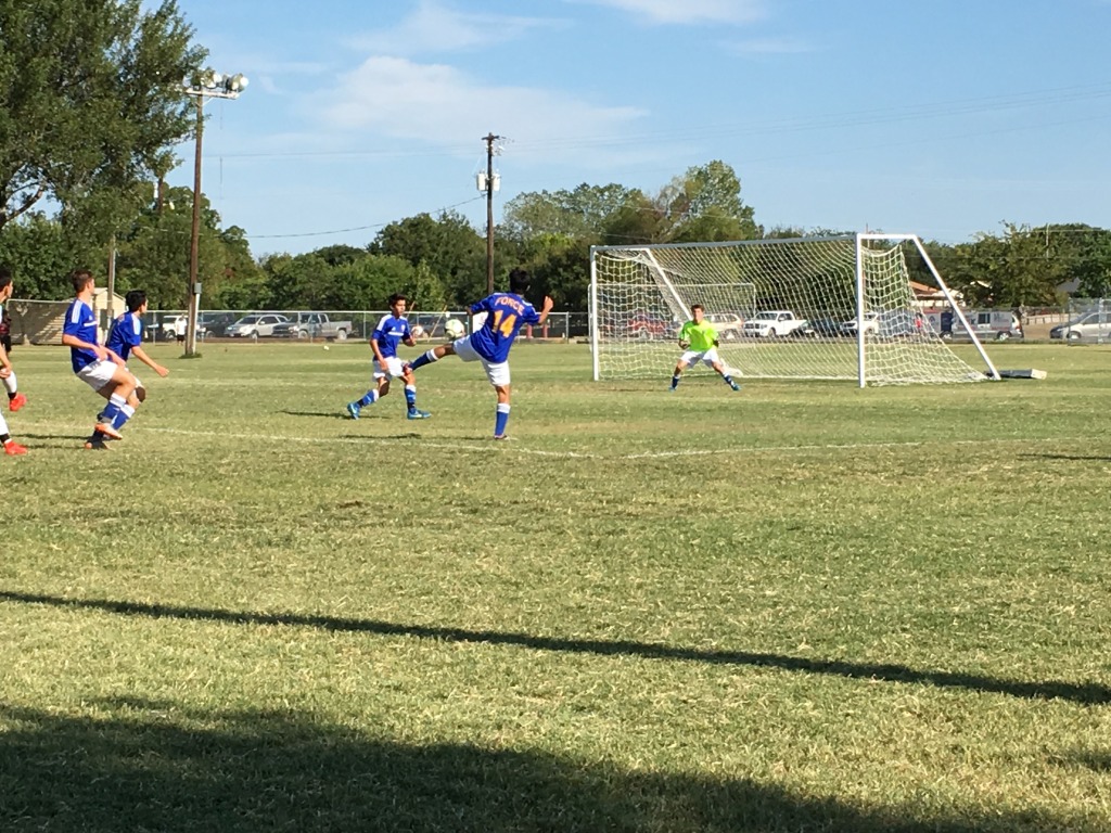 2015/10(October)/Chance-Soccer/1024x768_2015-10-04-Chance-Soccer-goalie-3.JPG
