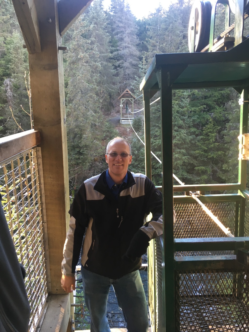 2015/10(October)/ERM-Anchorage-Alaska/1024x768_2015-10-22-ERM-Anchorage-AK-26-Winner-Creek-Travis.JPG