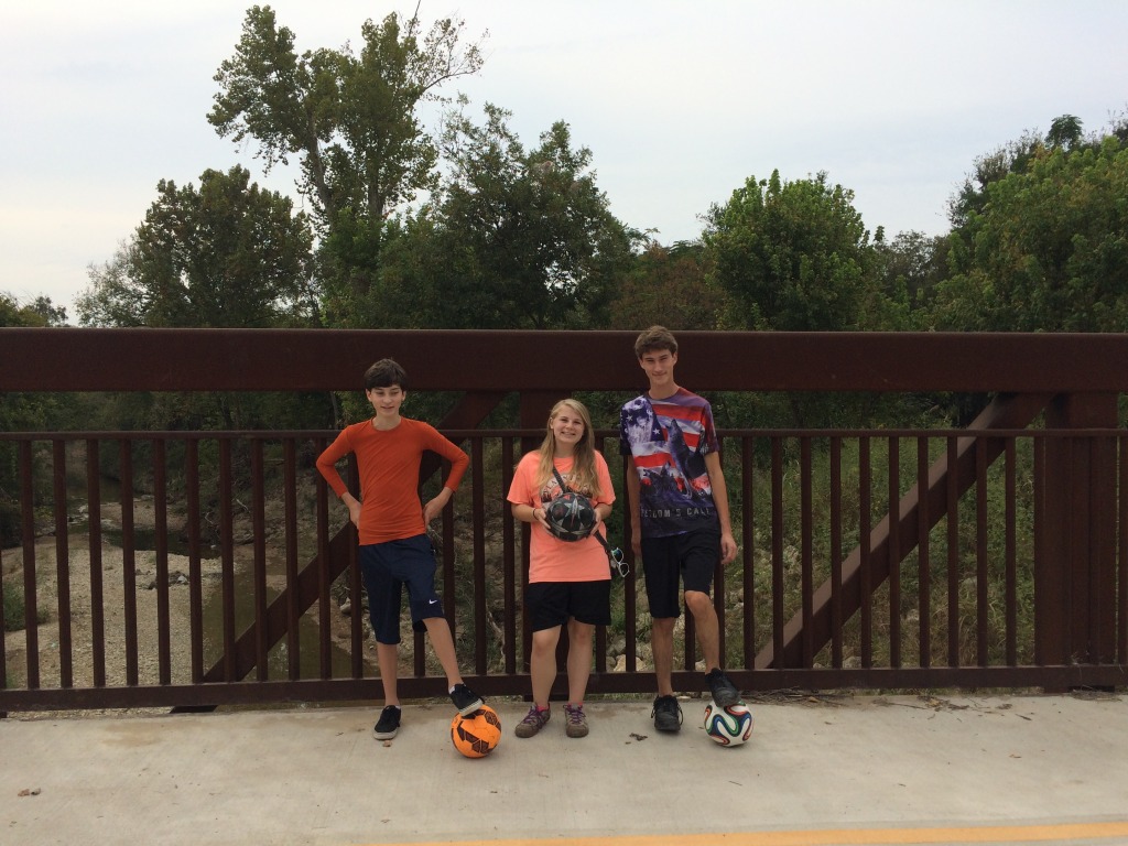 2015/10(October)/Foot-Golf-Soccer/1024x768_2015-10-09-FootGolf-Soccer-06-Dax-Emily-Chance.JPG