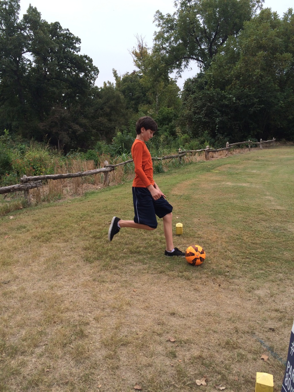 2015/10(October)/Foot-Golf-Soccer/1024x768_2015-10-09-FootGolf-Soccer-07-Dax.JPG