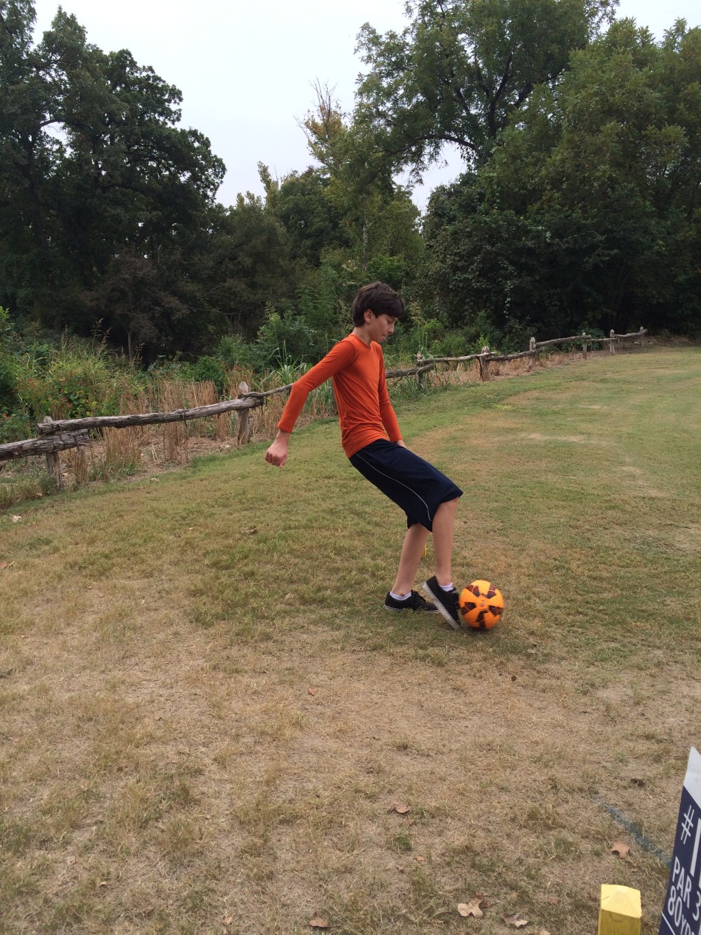 2015/10(October)/Foot-Golf-Soccer/1024x768_2015-10-09-FootGolf-Soccer-09-Dax.JPG