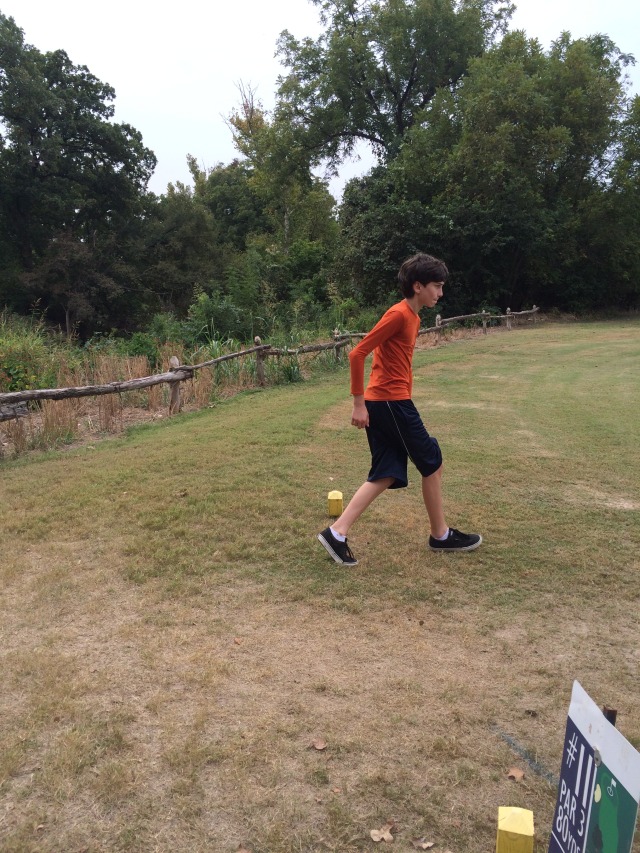 2015/10(October)/Foot-Golf-Soccer/640x480_2015-10-09-FootGolf-Soccer-12-Dax.JPG