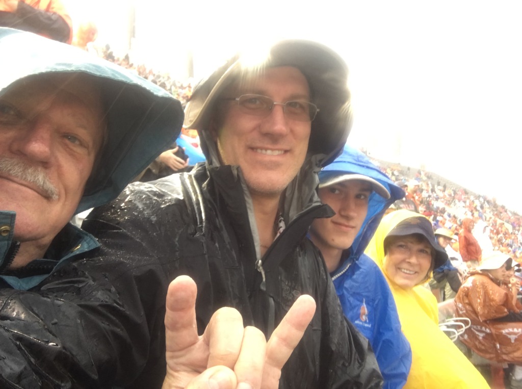 2015/10(October)/UT-Football/1024x768_2015-10-24-UT-football-vs-K-State-10-Jim-Travis-Chance-Janeen.JPG