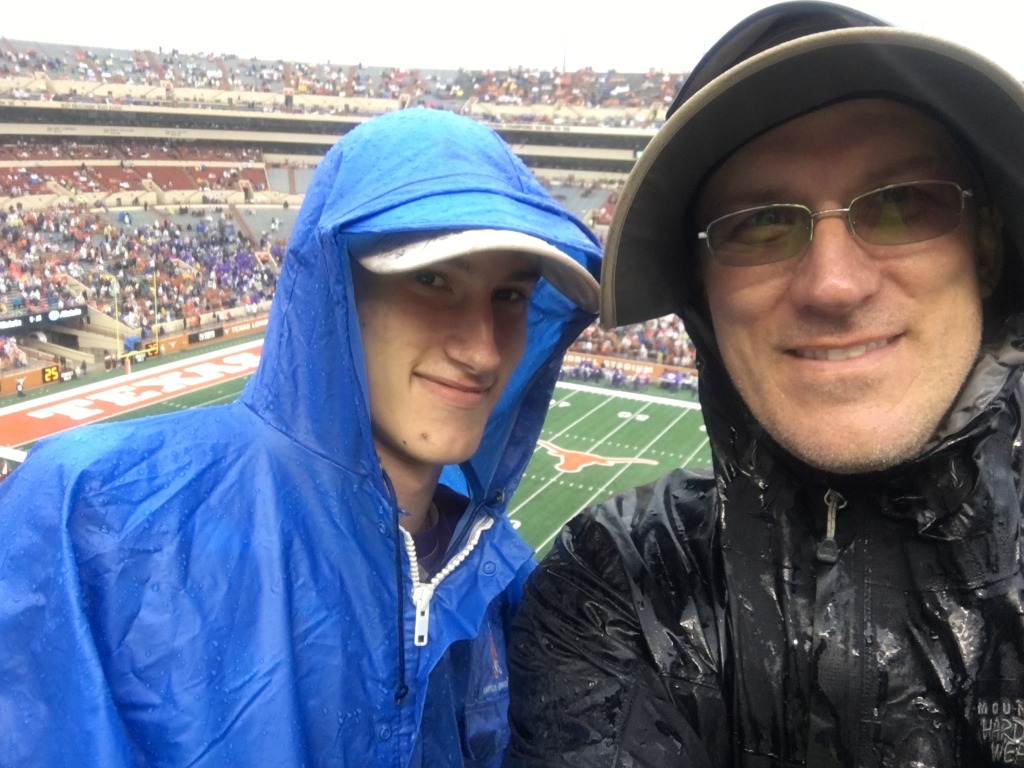 2015/10(October)/UT-Football/1024x768_2015-10-24-UT-football-vs-K-State-15-Chance-Travis.JPG