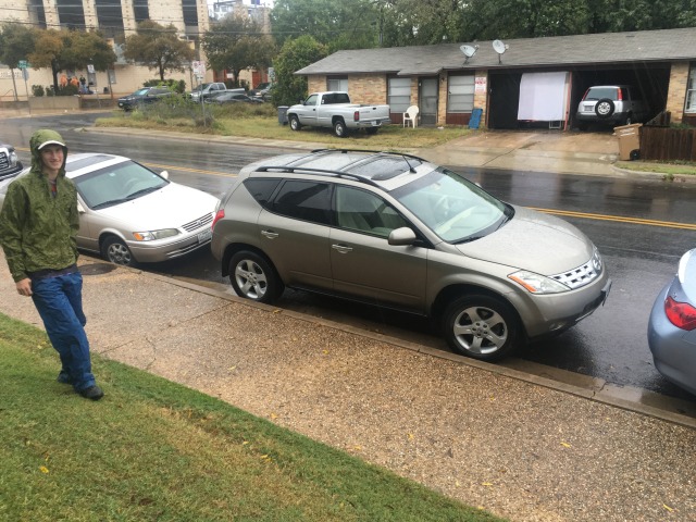 2015/10(October)/UT-Football/640x480_2015-10-24-UT-football-vs-K-State-02-Chance-admiring-Travis-parallel-parking.JPG