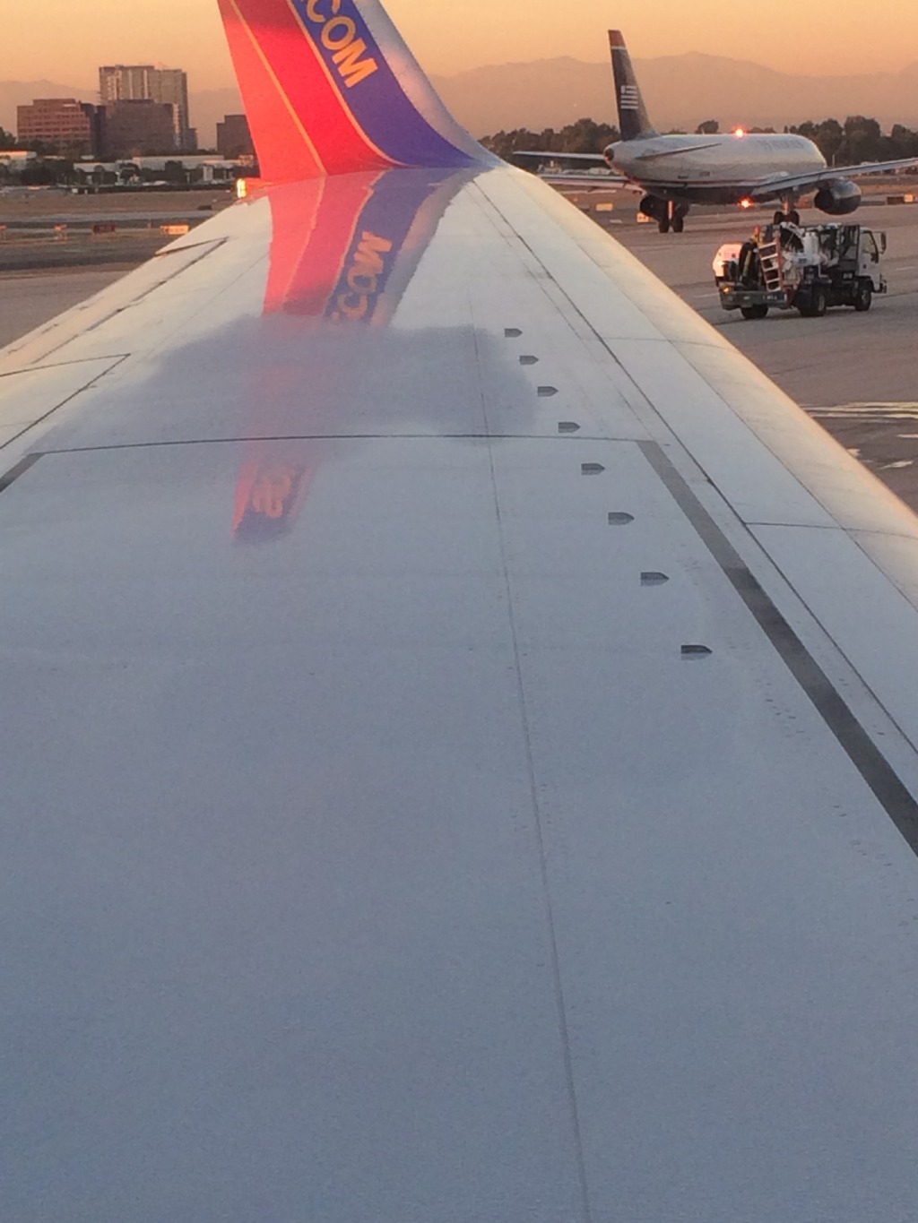 2015-11-18-Las-Vegas-03-frost-on-wing.JPG