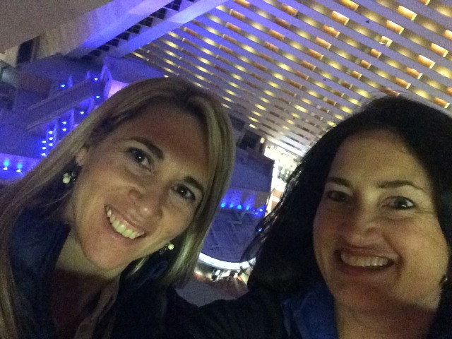 2015/11(November)/Adriana-visit-from-Buenos-Aires/01-Las-Vegas/640x480_2015-11-18-Las-Vegas-13-Adriana-Suzi.JPG