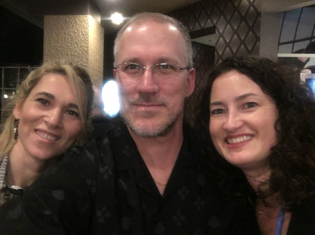 2015/11(November)/Adriana-visit-from-Buenos-Aires/01-Las-Vegas/640x480_2015-11-19-Las-Vegas-10-Adriana-Travis-Suzi.JPG