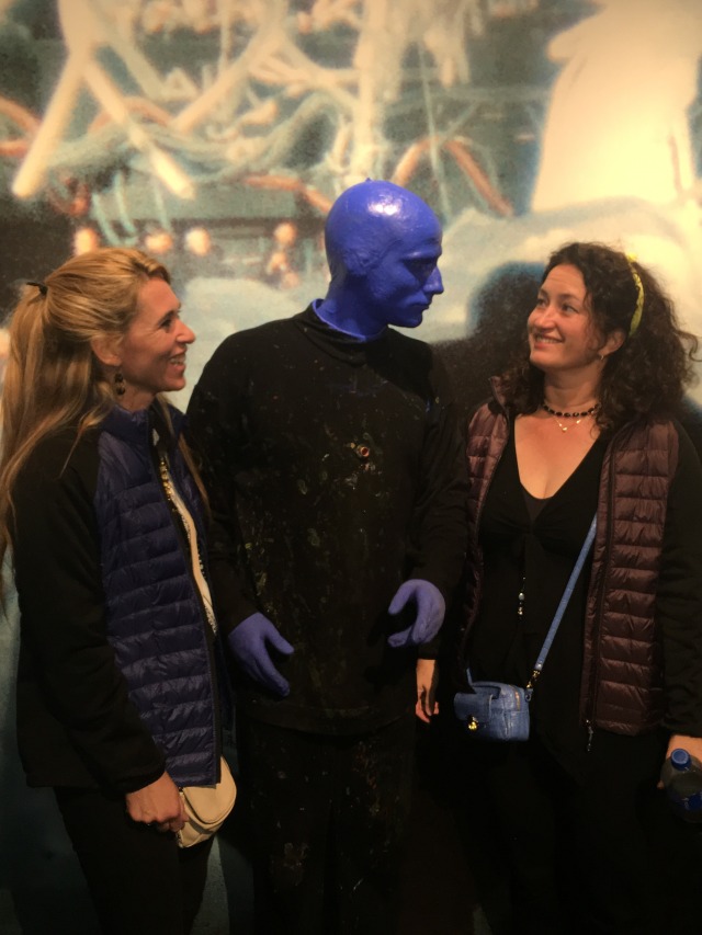 2015-11-19-Las-Vegas-20-BlueMan-Adriana-Suzi.JPG