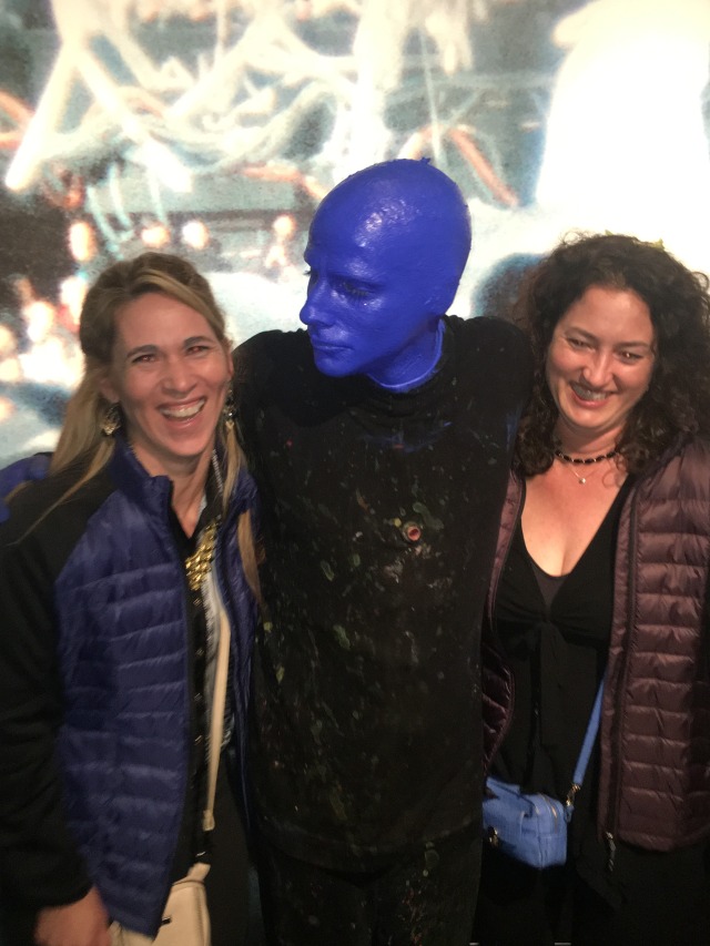 2015-11-19-Las-Vegas-23-BlueMan-Adriana-Suzi.JPG