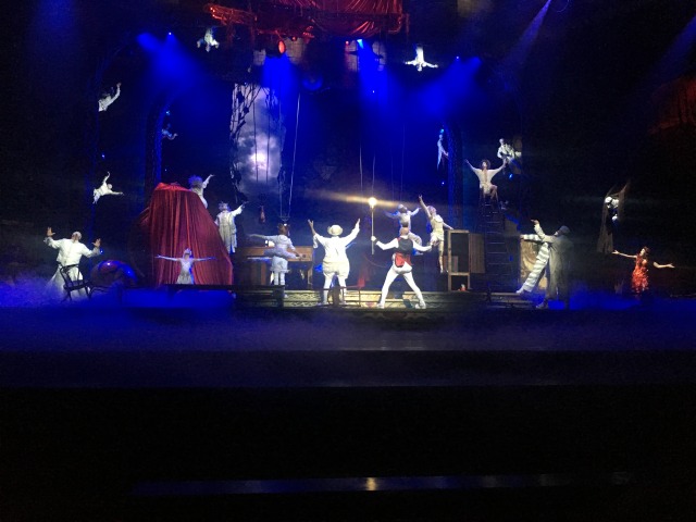 2015/11(November)/Adriana-visit-from-Buenos-Aires/01-Las-Vegas/640x480_2015-11-20-Las-Vegas-72-Cirque-du-Soleil-Zarkana.JPG