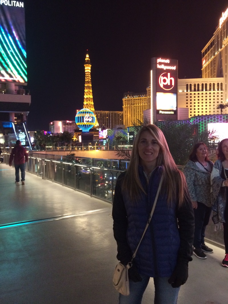 2015/11(November)/Adriana-visit-from-Buenos-Aires/01-Las-Vegas/800x600_2015-11-18-Las-Vegas-15-Adriana.JPG