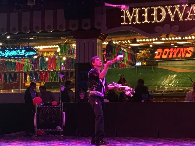 2015/11(November)/Adriana-visit-from-Buenos-Aires/01-Las-Vegas/800x600_2015-11-20-Las-Vegas-29-Circus-Circus.JPG