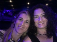 2015-11-19-Las-Vegas-15-BlueMan-Adriana-Suzi.JPG