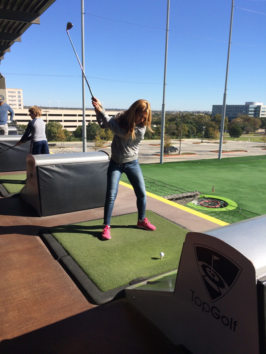 2015/11(November)/Adriana-visit-from-Buenos-Aires/02-Top-Golf/1024x768_2015-11-22-Top-Golf-Adriana-24.JPG