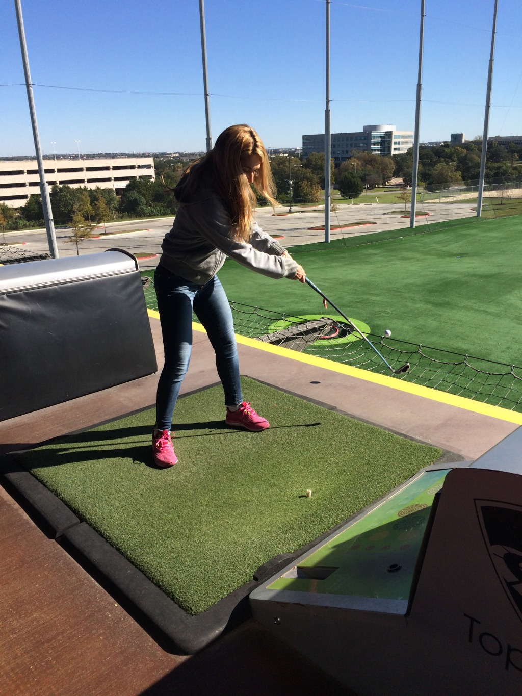 2015/11(November)/Adriana-visit-from-Buenos-Aires/02-Top-Golf/1024x768_2015-11-22-Top-Golf-Adriana-34.JPG