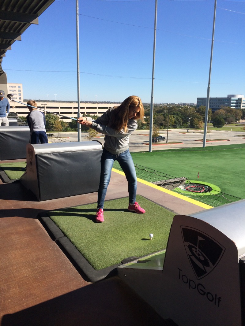 2015/11(November)/Adriana-visit-from-Buenos-Aires/02-Top-Golf/800x600_2015-11-22-Top-Golf-Adriana-23.JPG