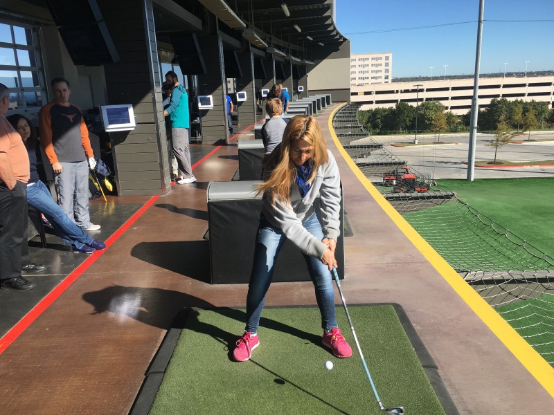 2015/11(November)/Adriana-visit-from-Buenos-Aires/02-Top-Golf/800x600_2015-11-22-Top-Golf-Adriana-29.JPG