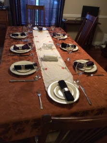 2015-11-26-Thanksgiving-Adriana-visit-05-table.JPG