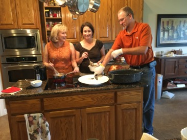2015-11-26-Thanksgiving-Adriana-visit-10-turkey-carving-Janeen-Suzi-Travis.JPG