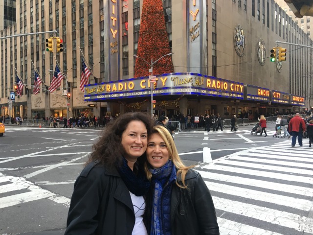 2015-12-04-New-York-City-Rockettes-06-Radio-City-Music-Hall-Suzi-Adriana.JPG